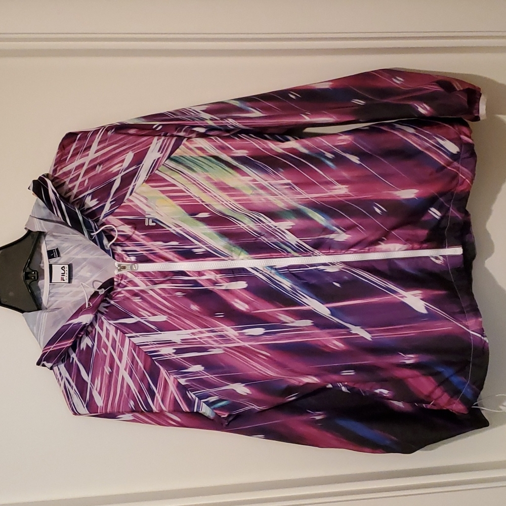 Fila Sport lightweight windbreaker.  Women's size large.